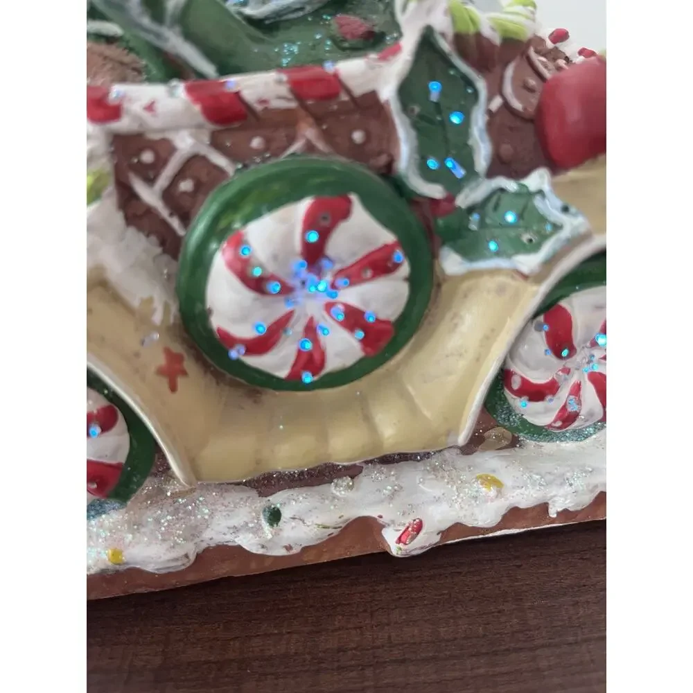 All Hearts Come Home Gingerbread House Fiber Optic Lighted Car Tested Works